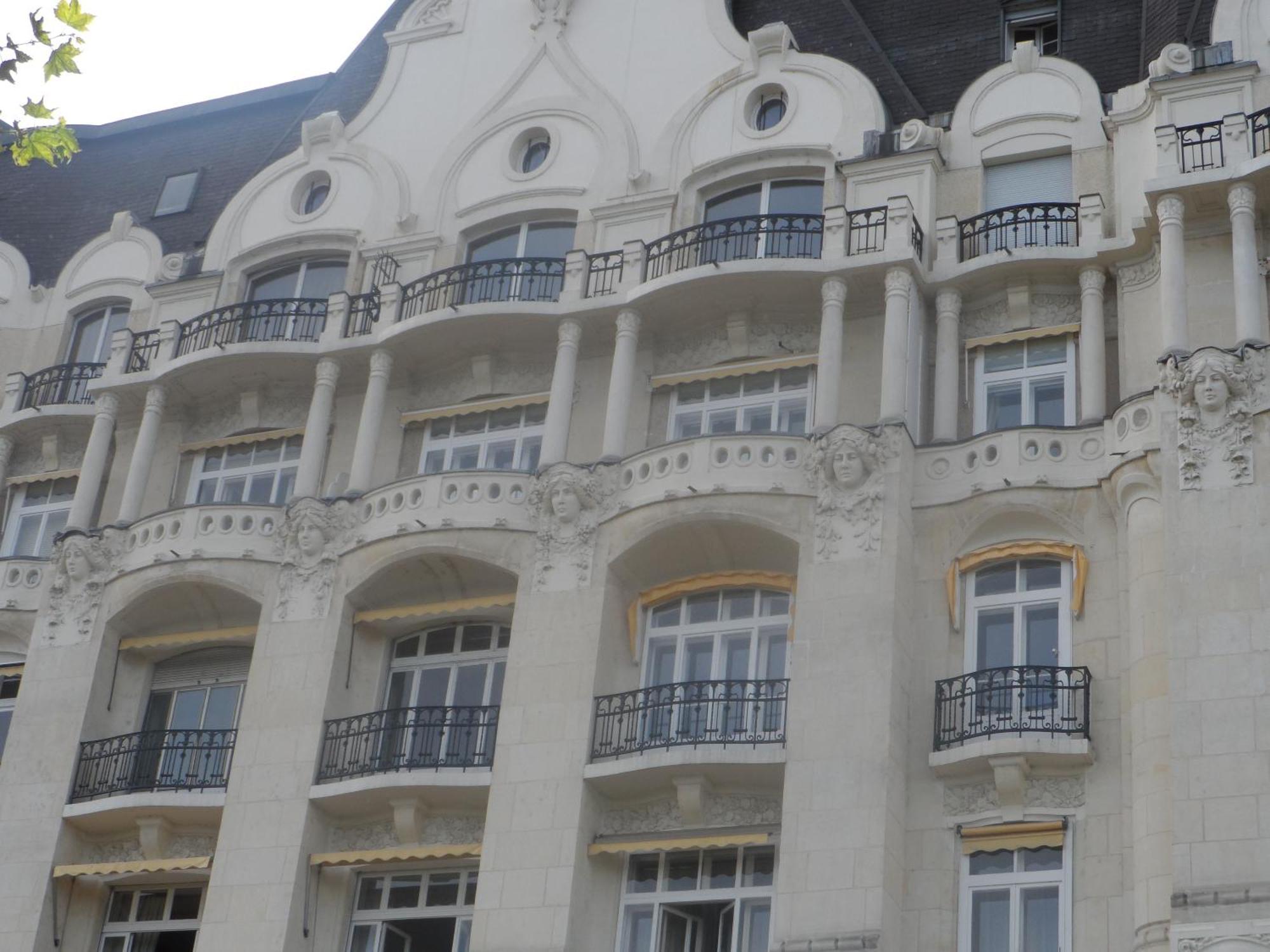 Cheap Booking Rooms L'Hospitalet de Llobregat Exterior foto