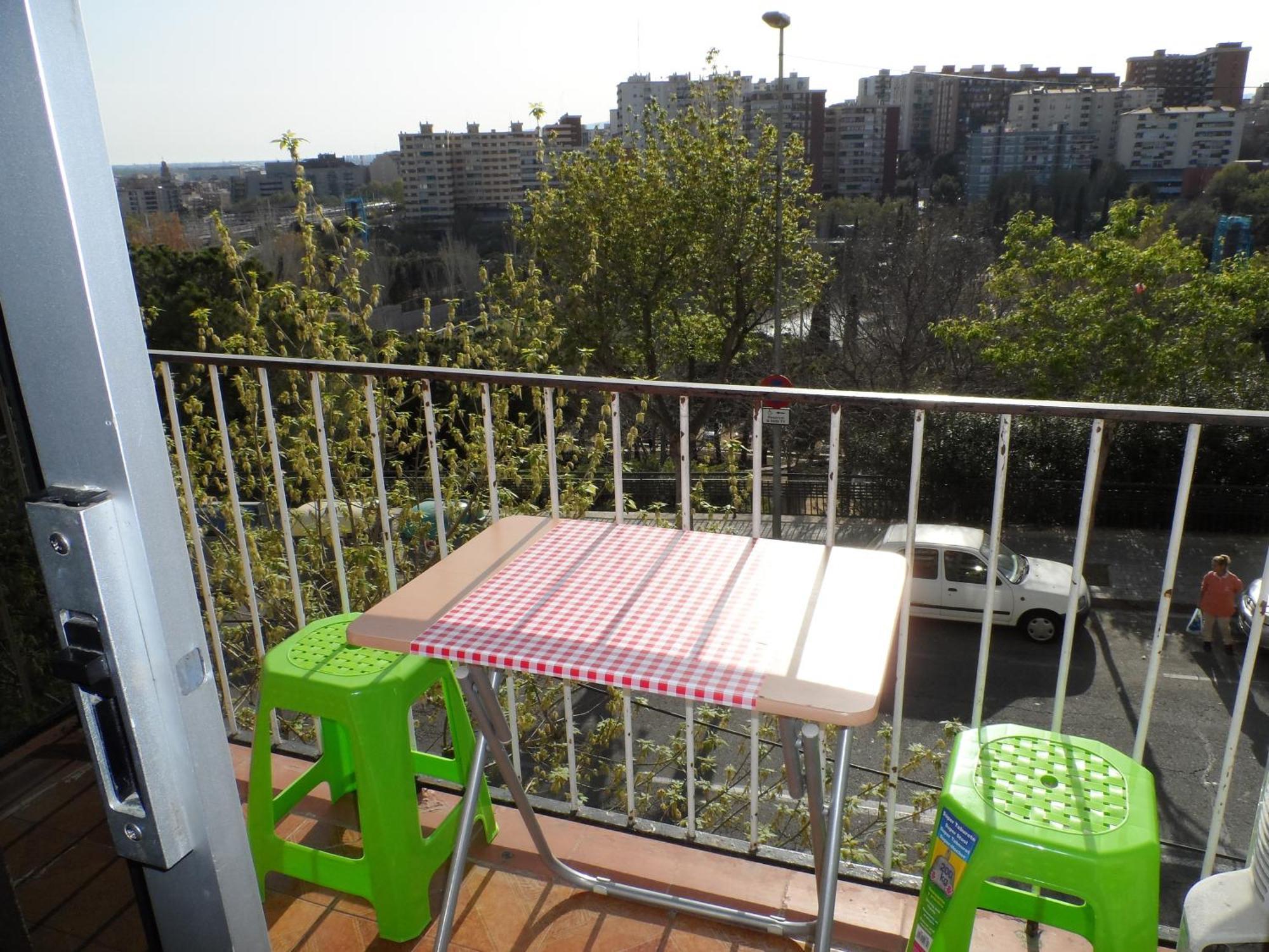 Cheap Booking Rooms L'Hospitalet de Llobregat Exterior foto